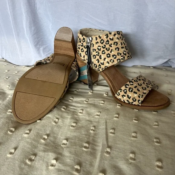 TOMS Majorca Cutout Leopard Print Women's Sandals - Picture 2 of 5